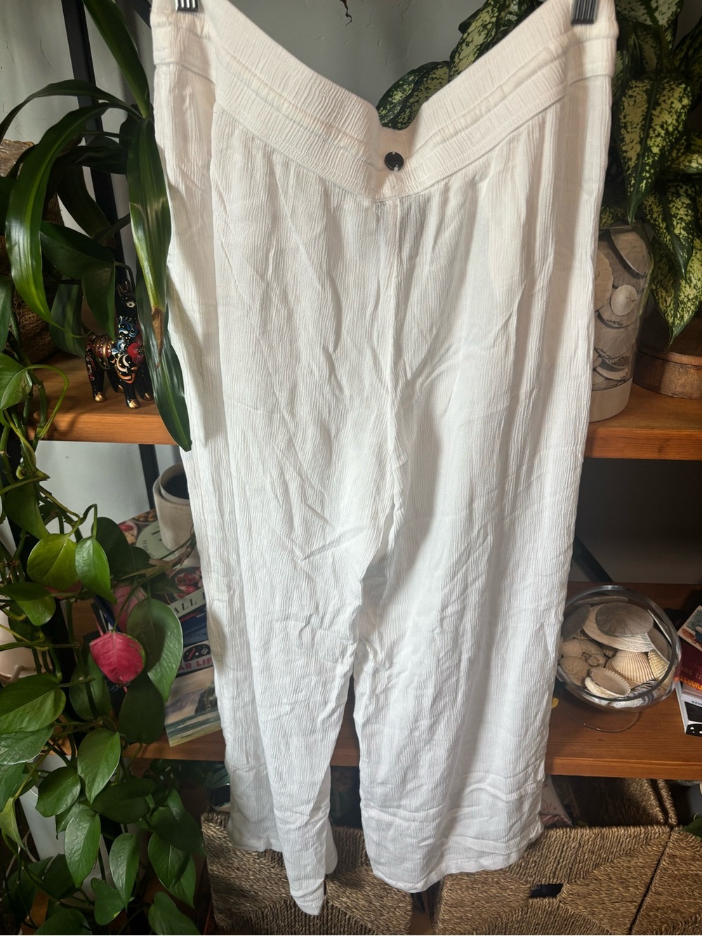 Prana Fernie Beach Pant in White | Large - Picture 6 of 7